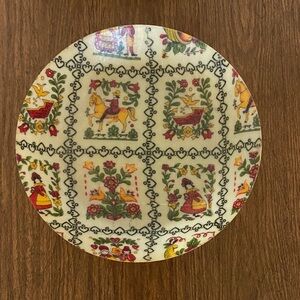 VINTAGE FOLK-ART MELAMINE BOWL